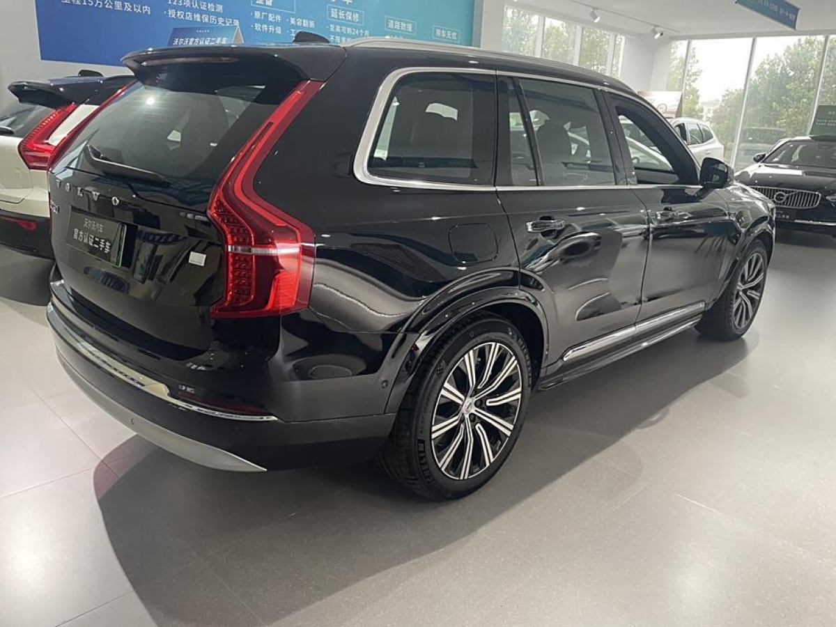 沃爾沃 XC90新能源  2022款 改款 E驅(qū)混動(dòng) T8 智尊豪華版 7座圖片