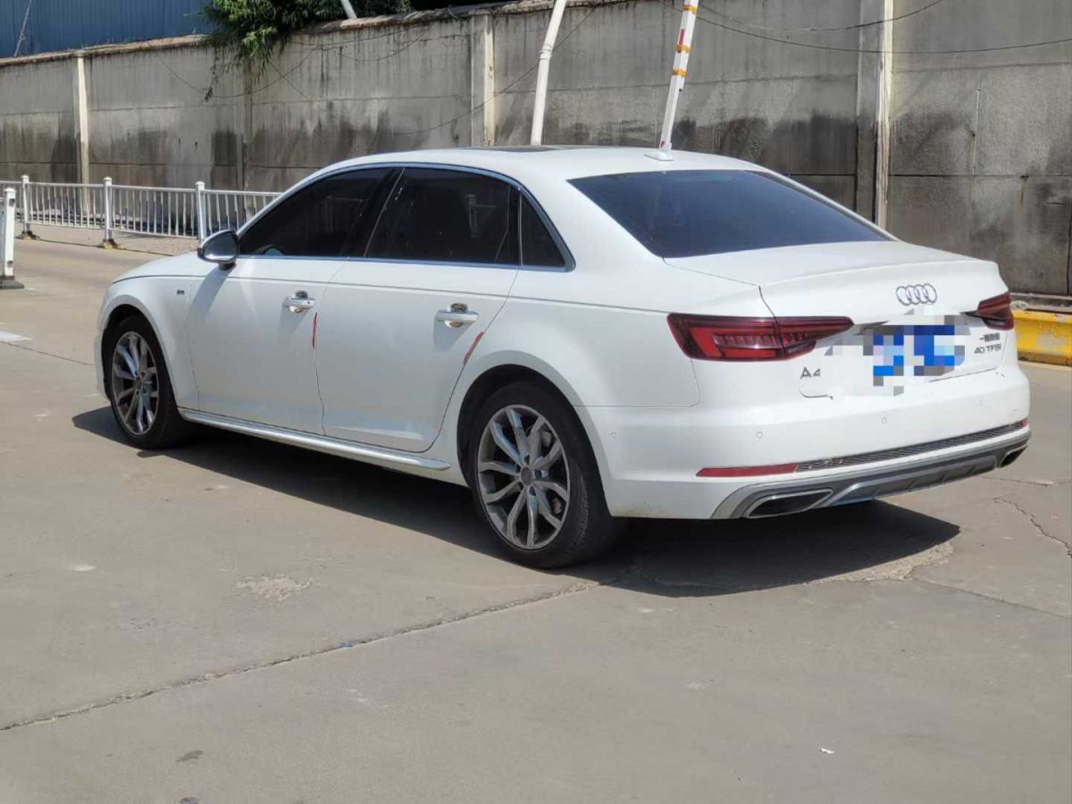 奧迪 奧迪A4L  2019款 35 TFSI 進(jìn)取型 國V圖片