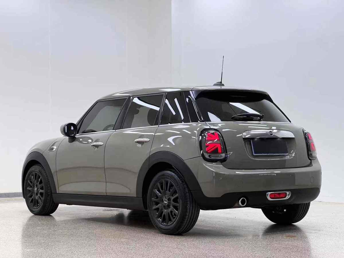 2020年12月MINI MINI  2020款 1.5T ONE 五門版