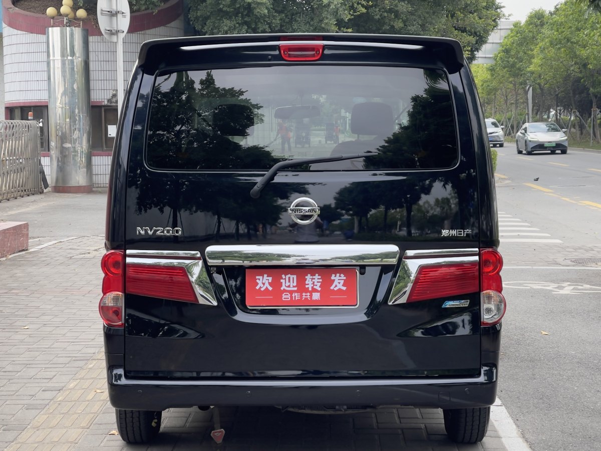 日產(chǎn) NV200  2018款 1.6L CVT豪華型圖片