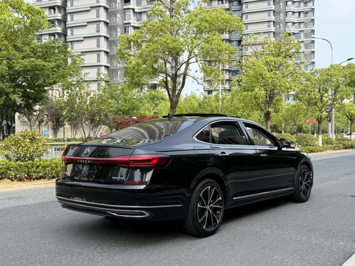 大眾 帕薩特  2022款 330TSI 豪華版圖片