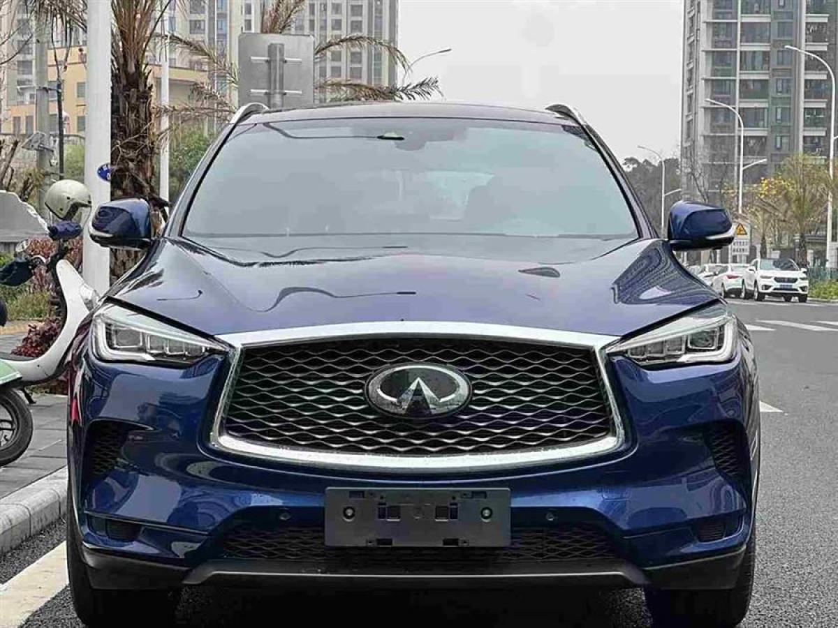 2022年12月英菲尼迪 QX50  2022款 2.0T 四驅(qū)旗艦版