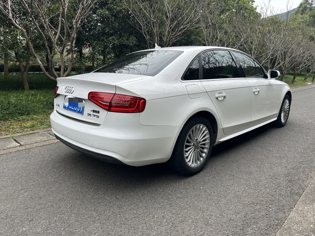 奧迪 奧迪A4L  2013款 35 TFSI 自動豪華型圖片