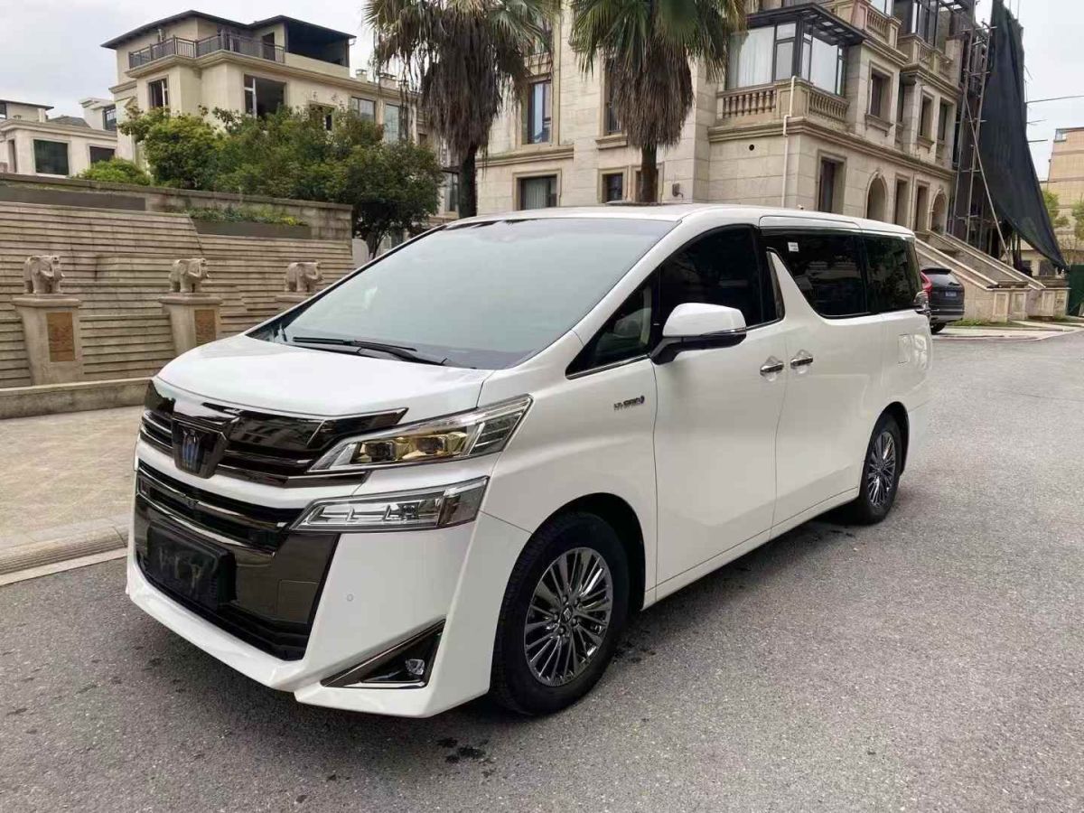 豐田 威爾法  2023款 皇冠 雙擎 2.5L HV尊貴版圖片