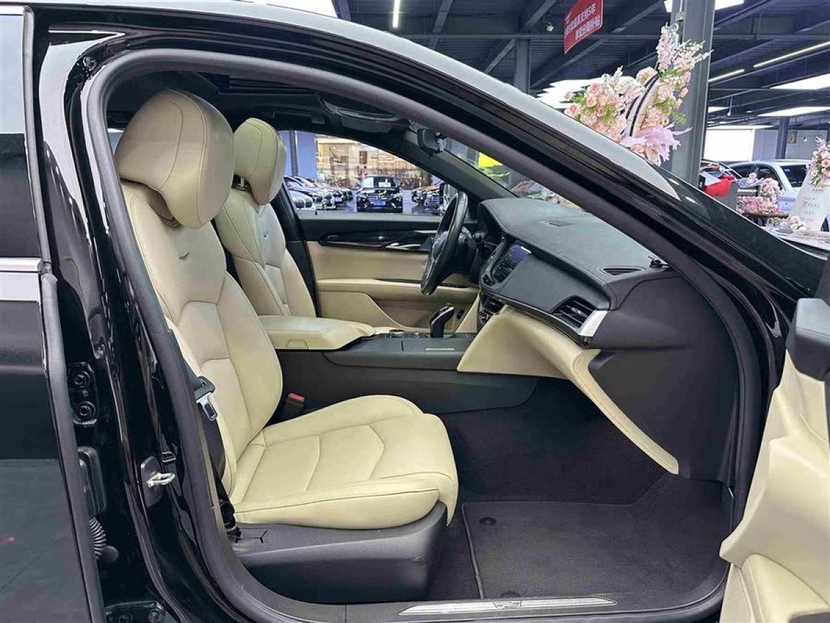 凱迪拉克 CT6  2020款 改款 28T 時(shí)尚型圖片
