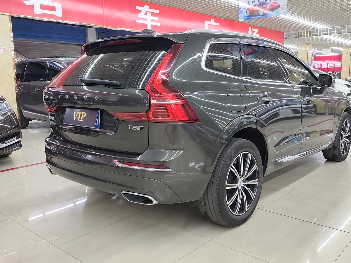 沃爾沃 XC60  2021款 T5 四驅(qū)智遠豪華版圖片