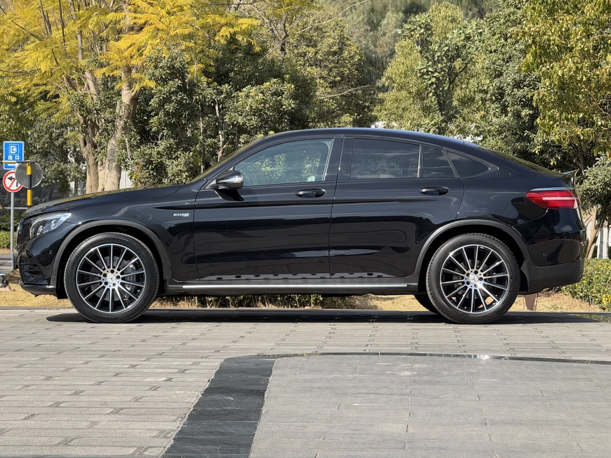 奔馳 奔馳GLC轎跑 AMG  2017款 AMG GLC 43 4MATIC 轎跑SUV圖片