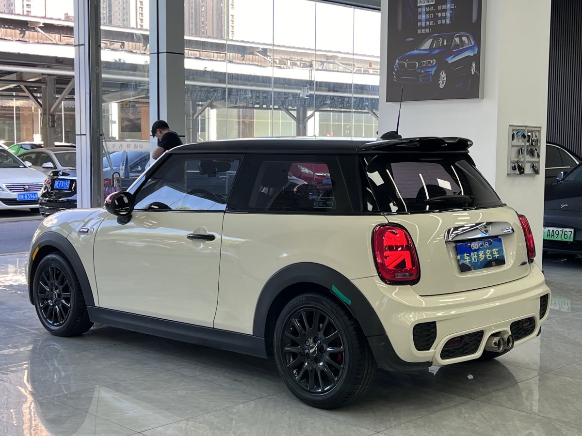 MINI CLUBMAN  2016款 改款 1.5T COOPER圖片