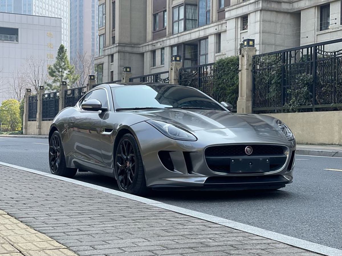 捷豹 F-TYPE  2016款 3.0T 硬頂版圖片