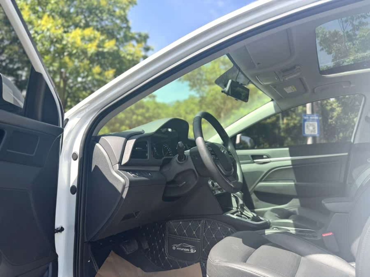 現(xiàn)代 領(lǐng)動  2020款 1.5L CVT智炫?精英型圖片