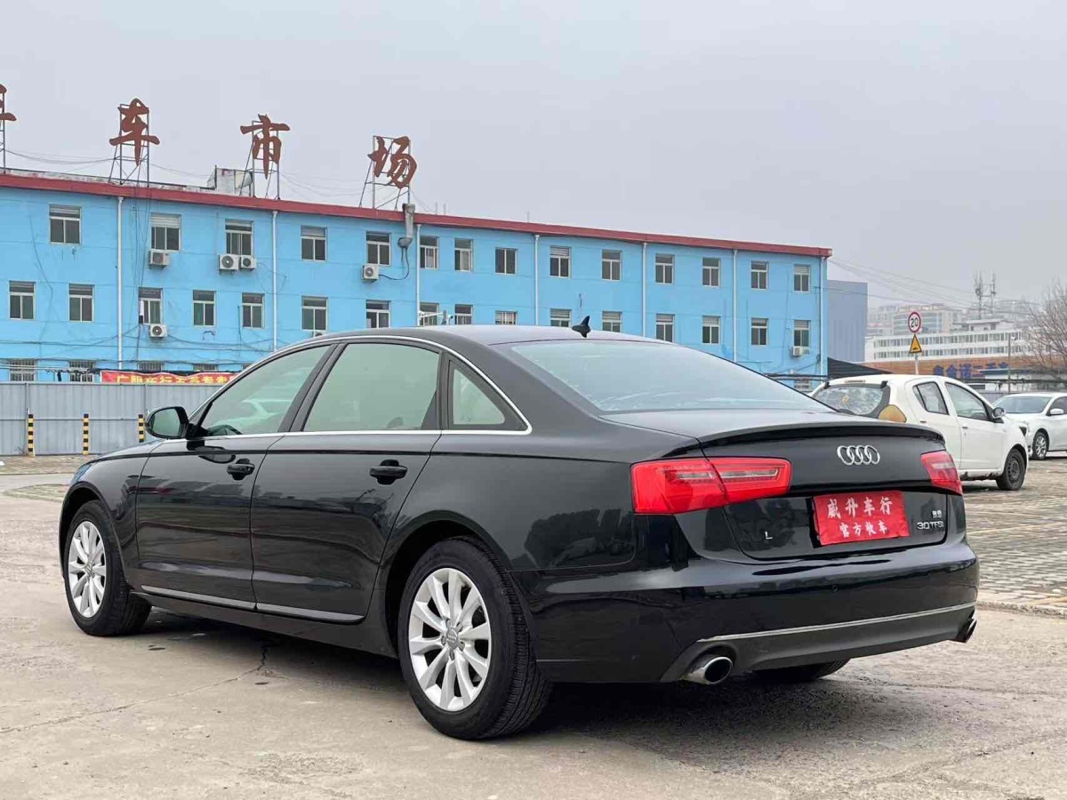 奧迪 奧迪A6L  2012款 TFSI 標(biāo)準(zhǔn)型圖片