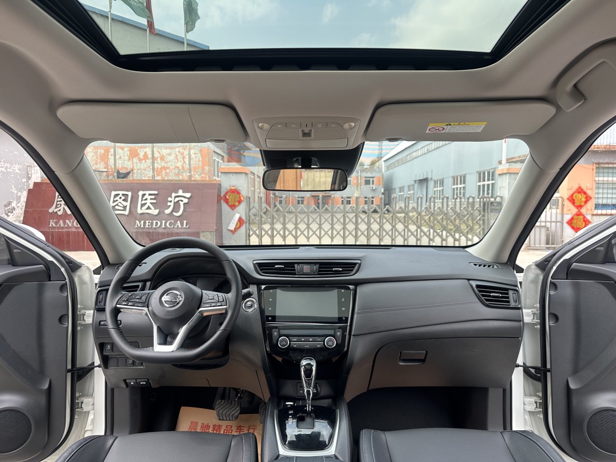 日产 奇骏  2021款 2.0L CVT 2WD XL Premium尊享纪念版图片