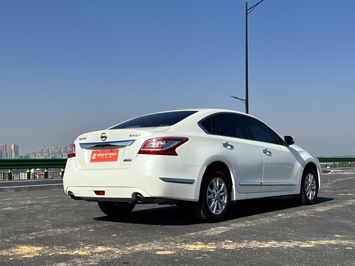 日產(chǎn) 天籟  2013款 2.0L XL舒適版圖片