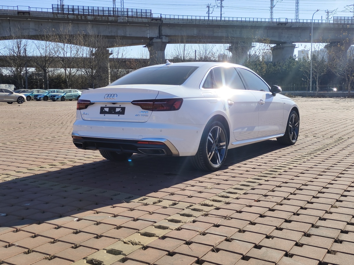 2021年5月奧迪 奧迪A4L  2020款 40 TFSI 豪華動(dòng)感型