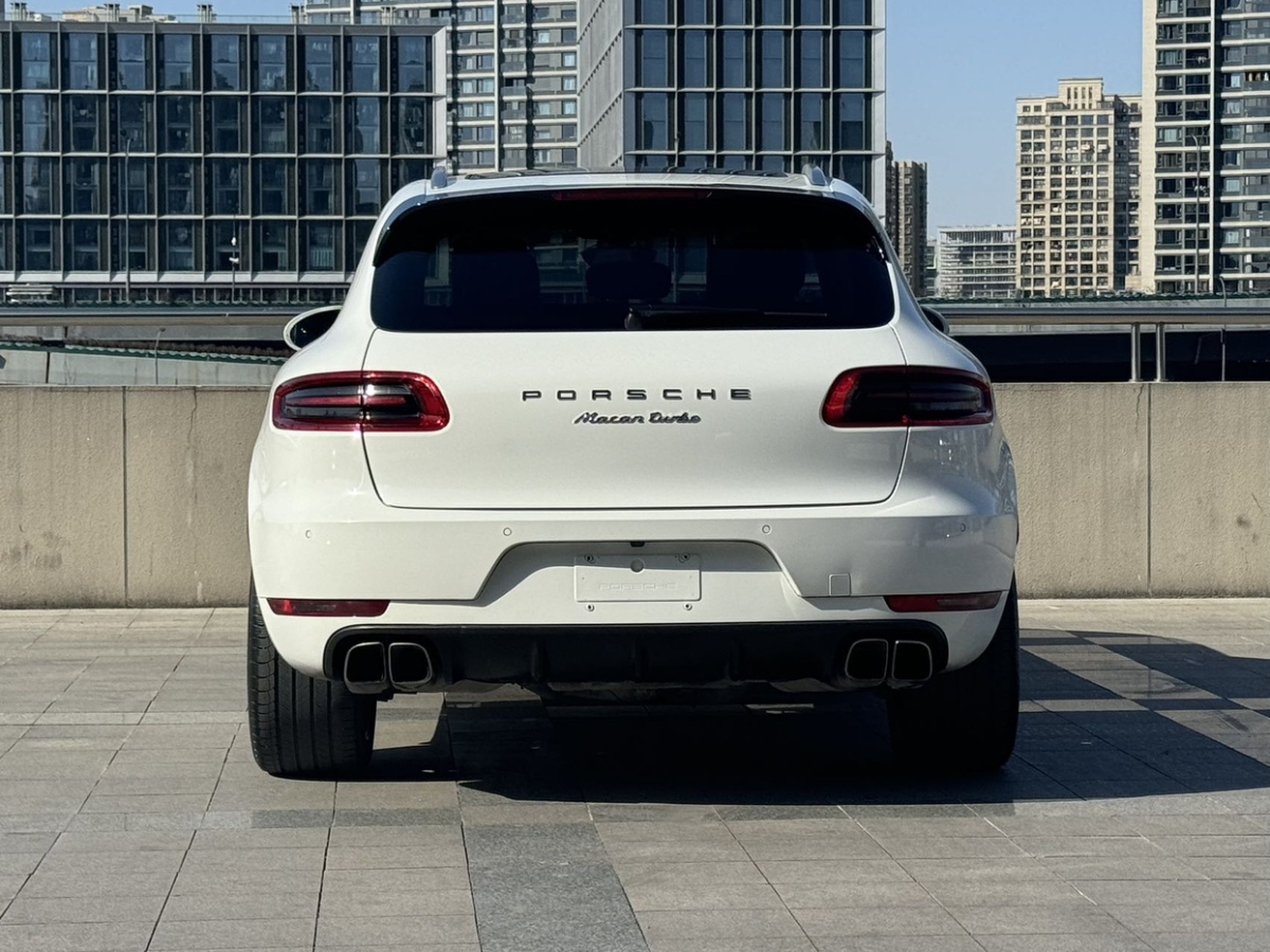 保時(shí)捷 Macan  2014款 Macan Turbo 3.6T圖片