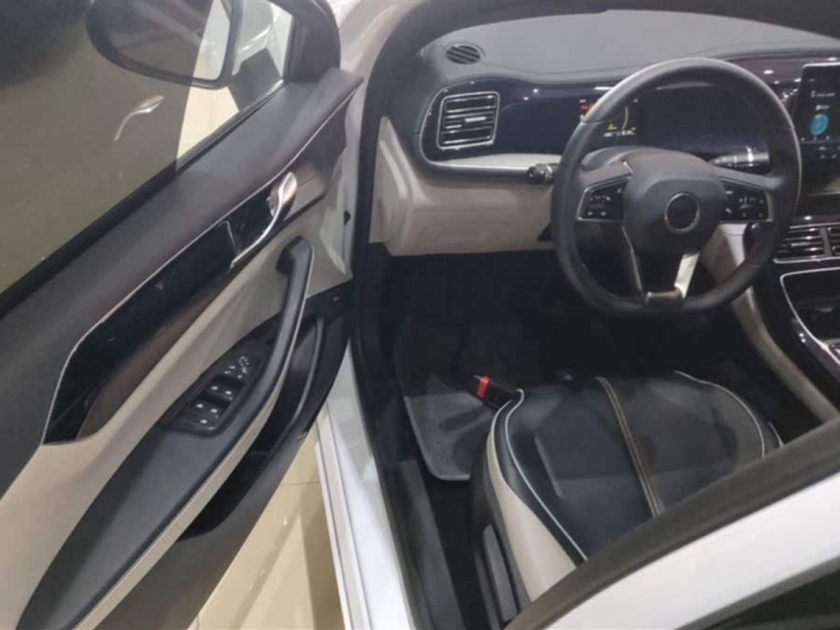 比亞迪 秦PLUS  2021款 DM-i 120KM 尊貴型圖片