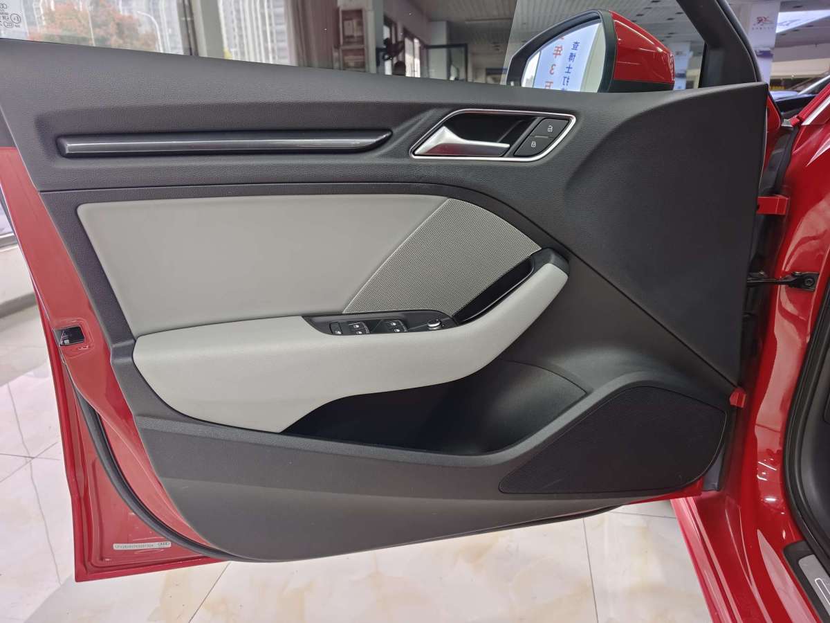 奧迪 奧迪A3  2019款 Sportback 35 TFSI 時(shí)尚型 國V圖片