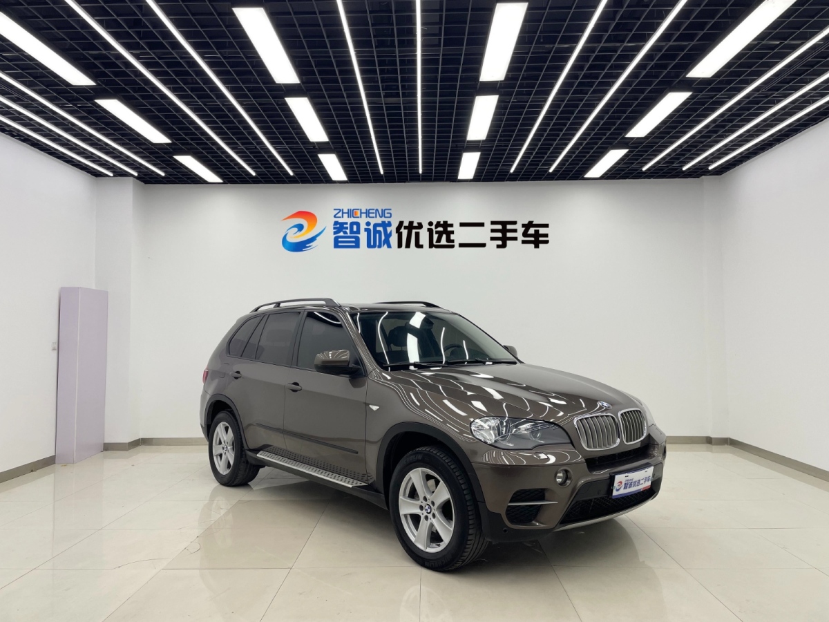 2011年9月寶馬 寶馬X5  2011款 xDrive35i 領(lǐng)先型