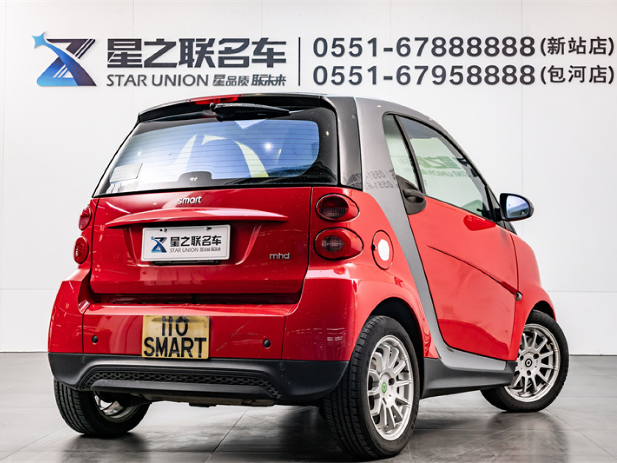 smart fortwo  2012款 1.0 MHD 硬頂標(biāo)準(zhǔn)版圖片