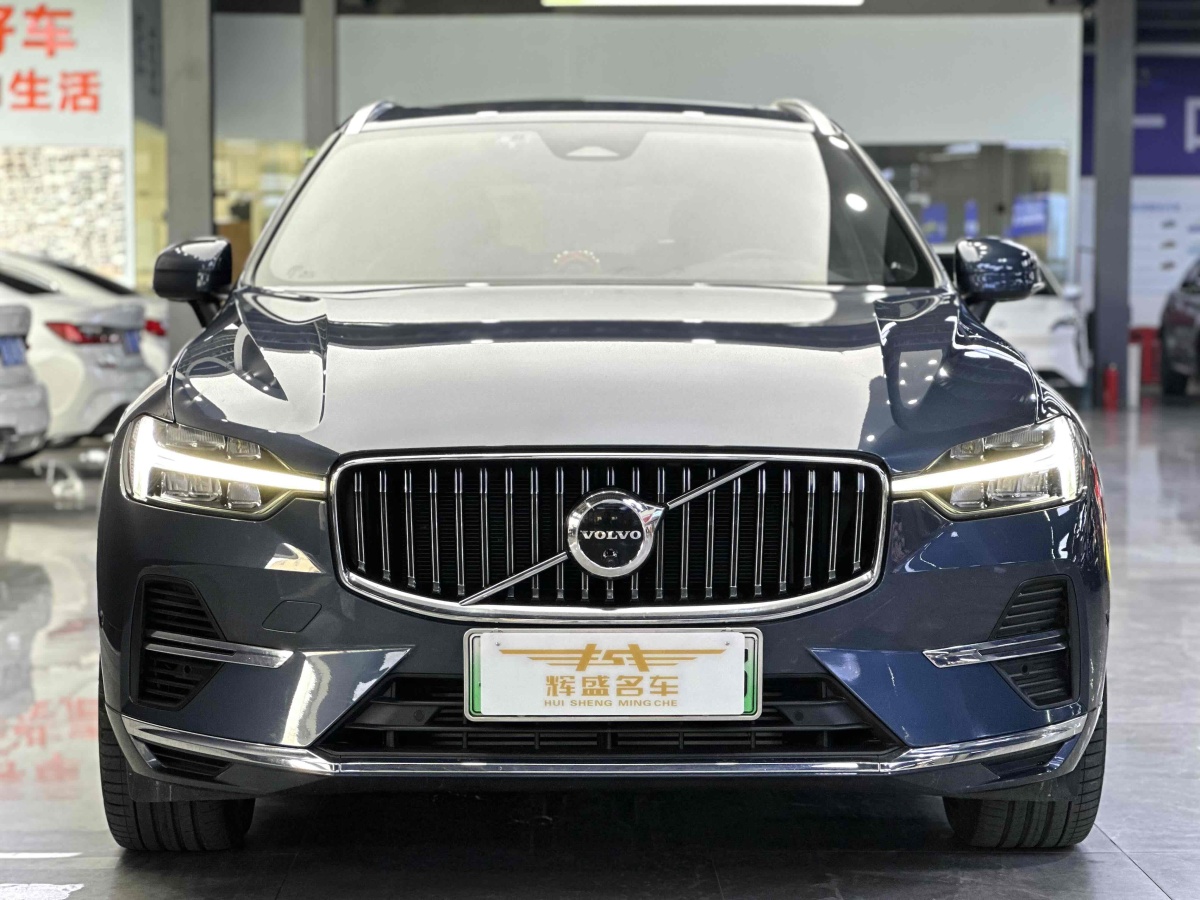 沃爾沃 XC60新能源  2024款 T8 插電混動 長續(xù)航四驅(qū)智雅豪華版圖片