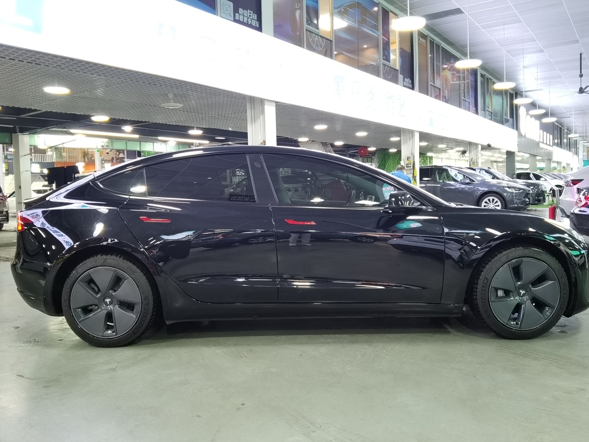 特斯拉 Model Y  2022款 改款 后輪驅(qū)動(dòng)版圖片