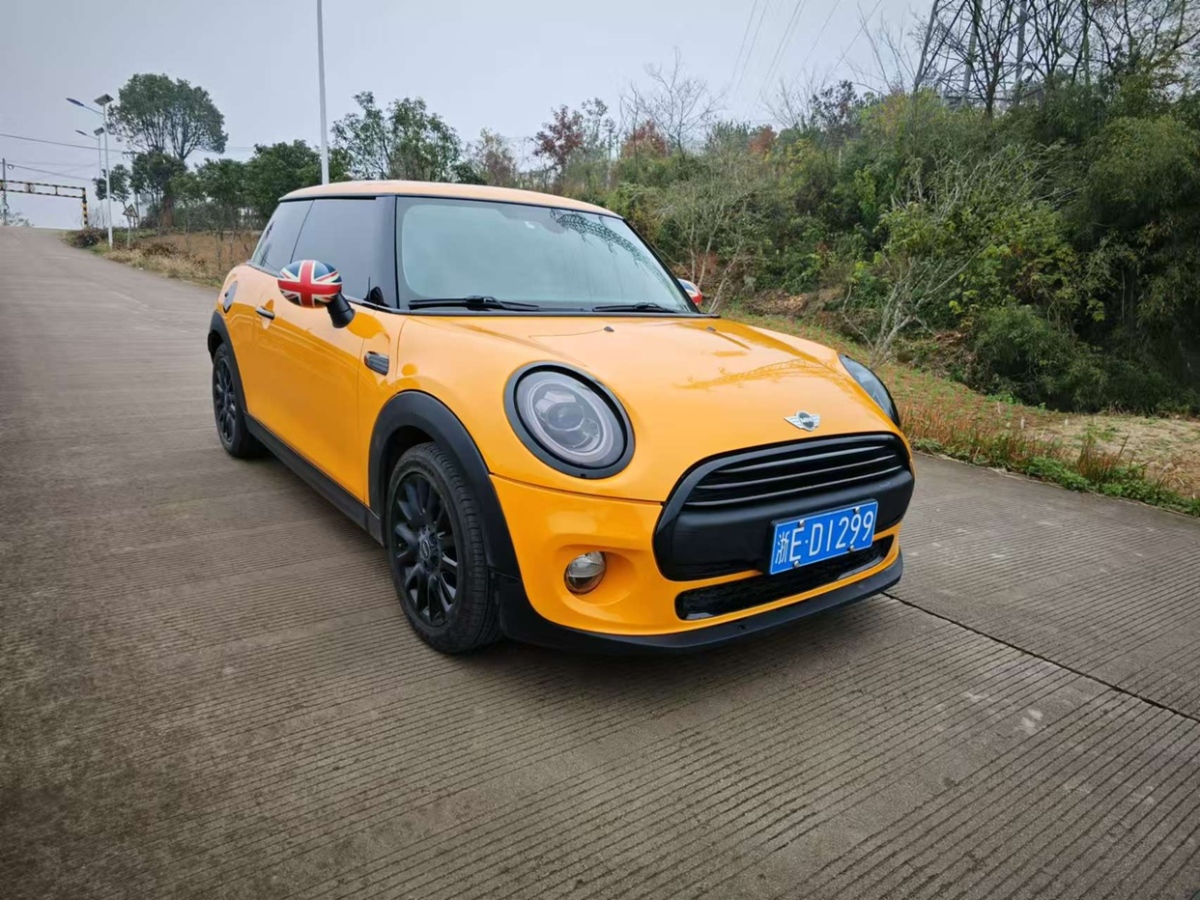 MINI MINI  2016款 1.2T ONE 先鋒派 五門版圖片