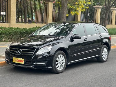 2015年4月 奔馳 奔馳R級(jí)(進(jìn)口) R 320 4MATIC 商務(wù)型圖片