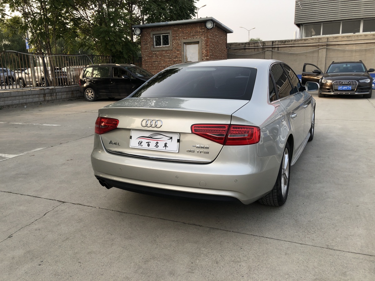 奧迪 奧迪A4L  2015款 35 TFSI 自動標(biāo)準(zhǔn)型圖片