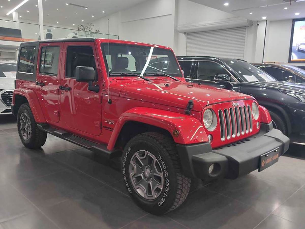 Jeep 牧馬人  2017款 3.0L Sahara 四門(mén)舒享版圖片