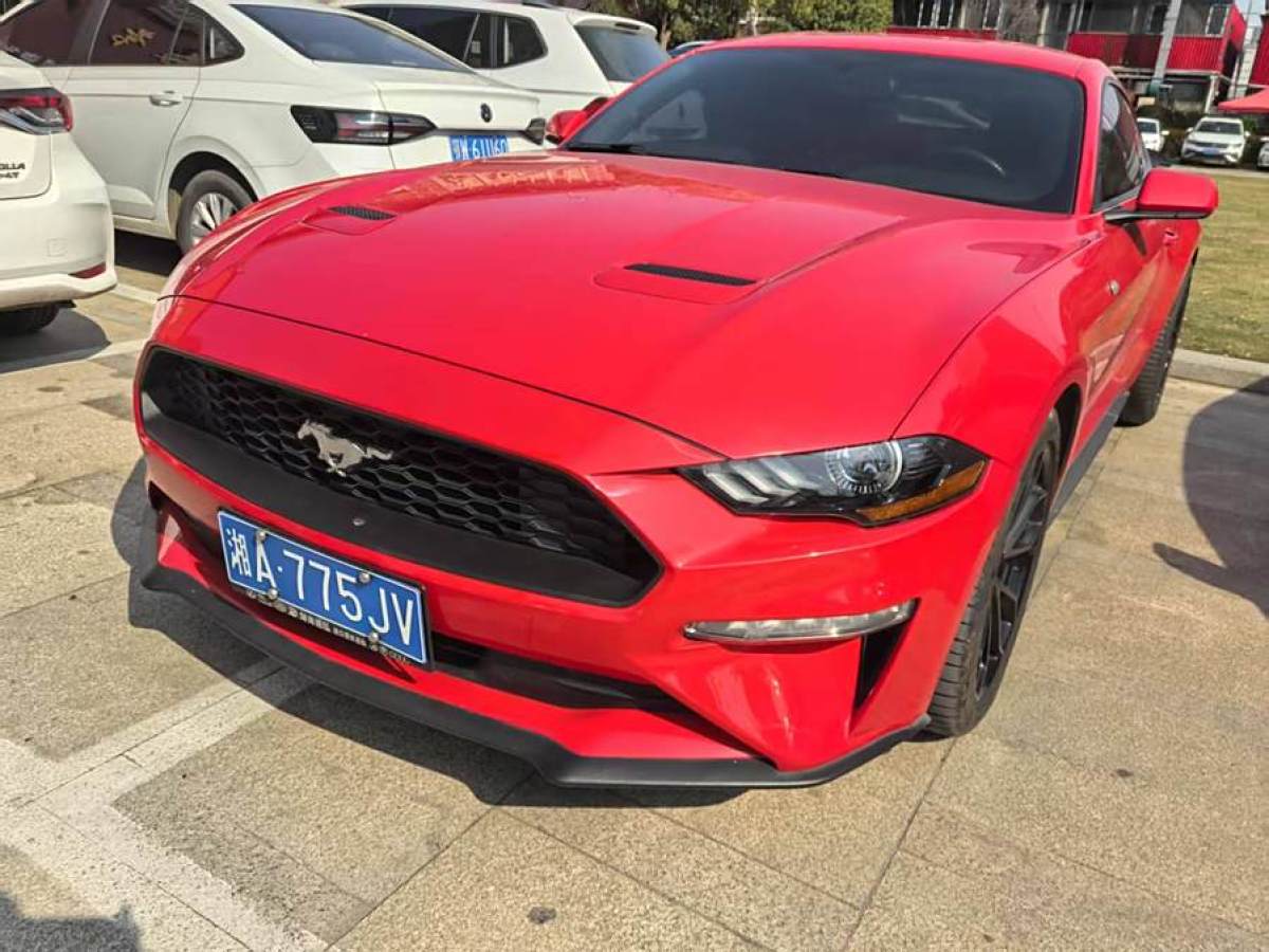 福特 Mustang  2017款 2.3T 運(yùn)動版圖片