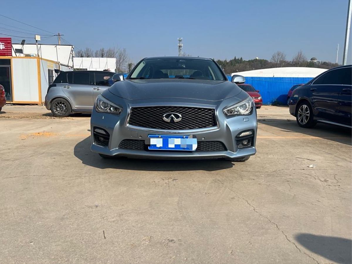 英菲尼迪 Q50L  2015款 2.0T 運(yùn)動(dòng)版圖片