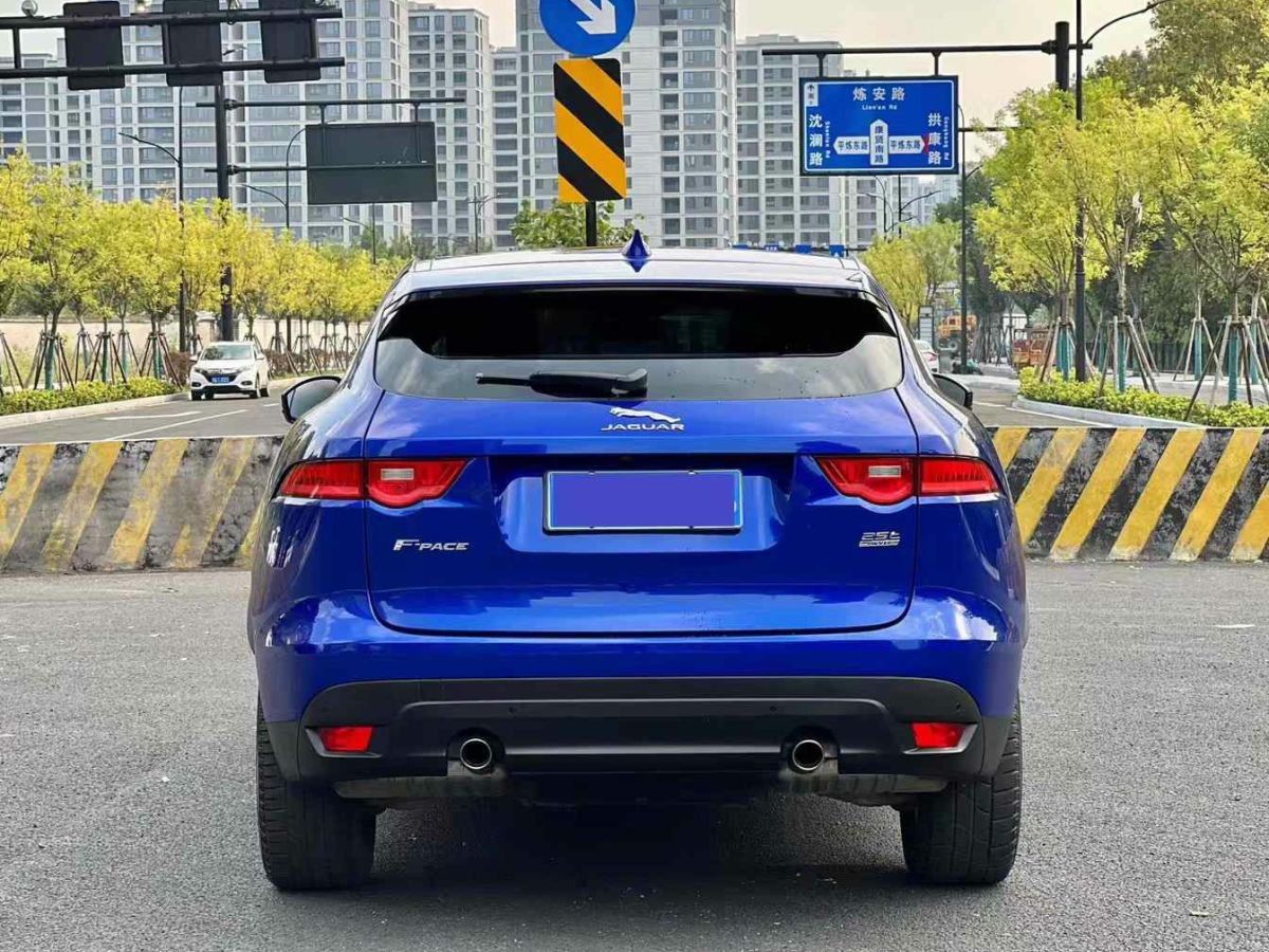 2019年6月捷豹 XE  2019款 2.0T 300PS 四驅(qū)Landmark Edition