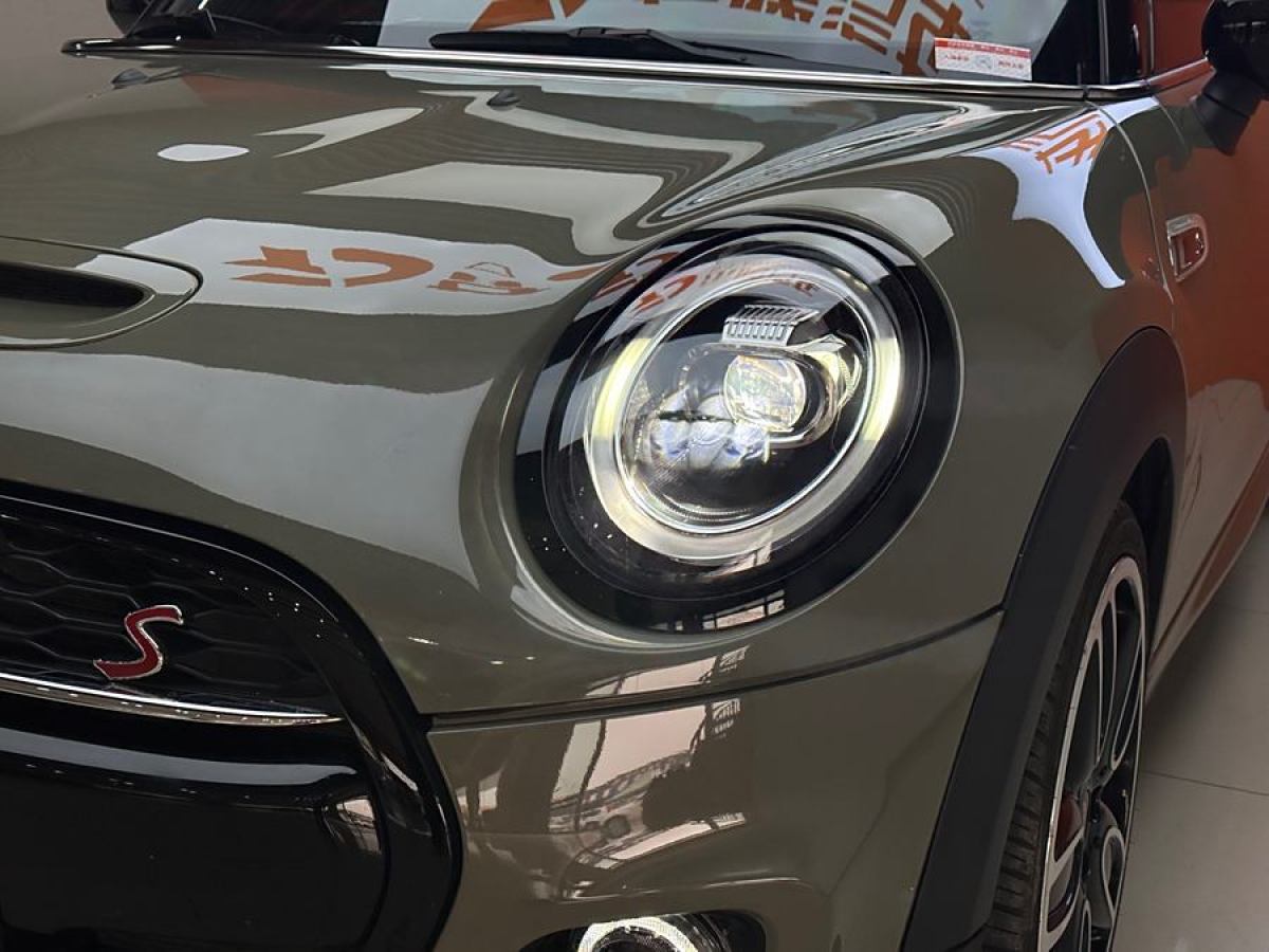 MINI MINI  2019款 2.0T COOPER S 賽車手 五門版圖片