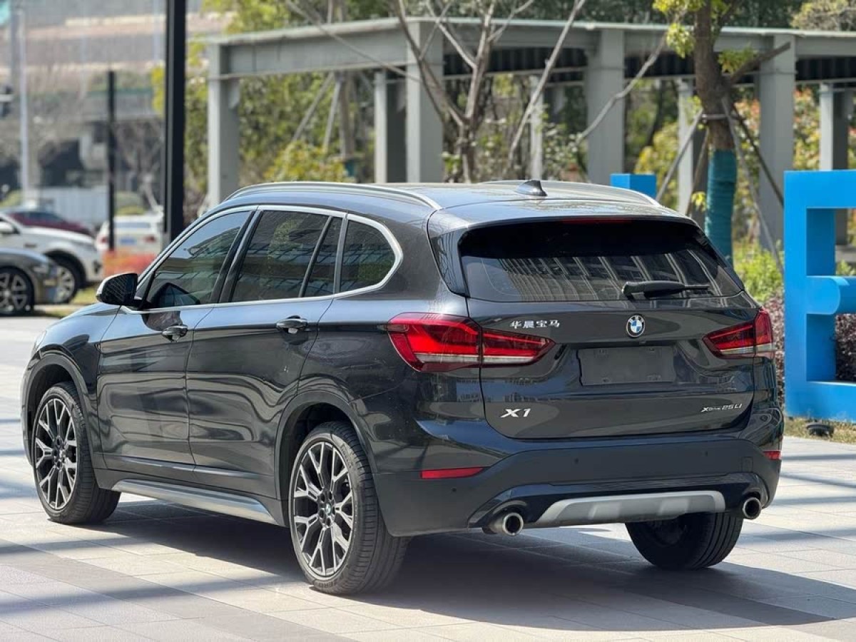 寶馬 寶馬X1  2022款 改款 xDrive25Li 尊享型圖片