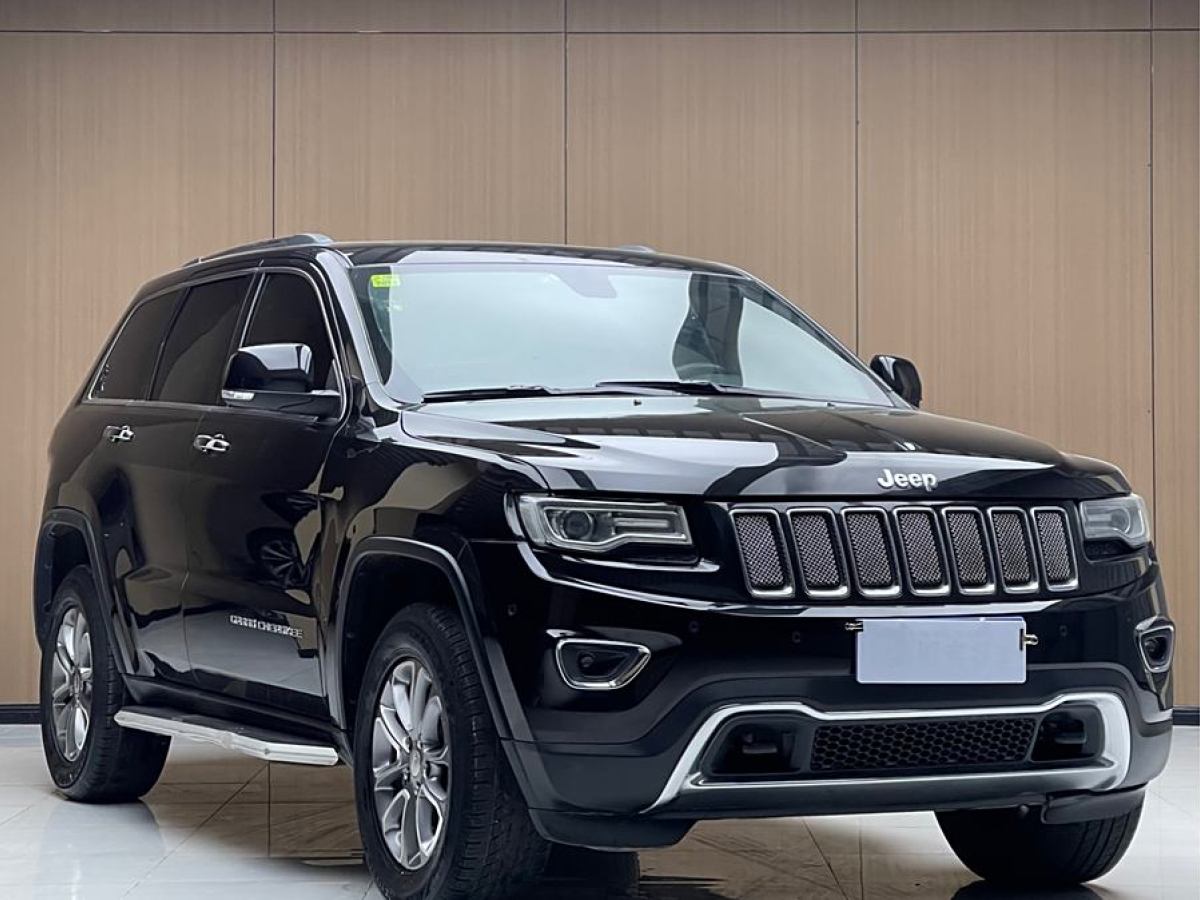 Jeep 大切諾基  2014款 3.6L 精英導(dǎo)航版圖片