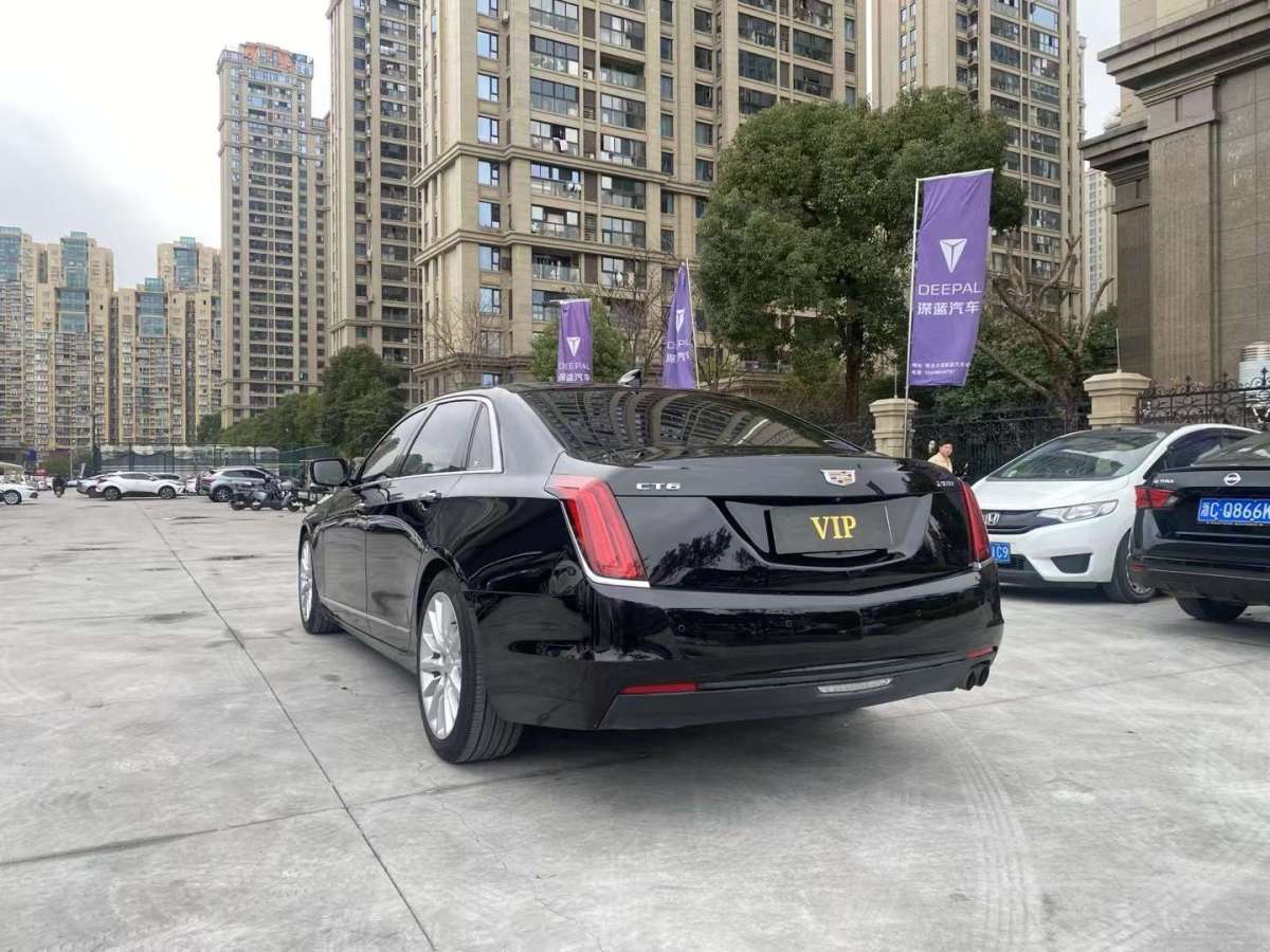 凱迪拉克 CT6  2017款 28T 豪華型圖片