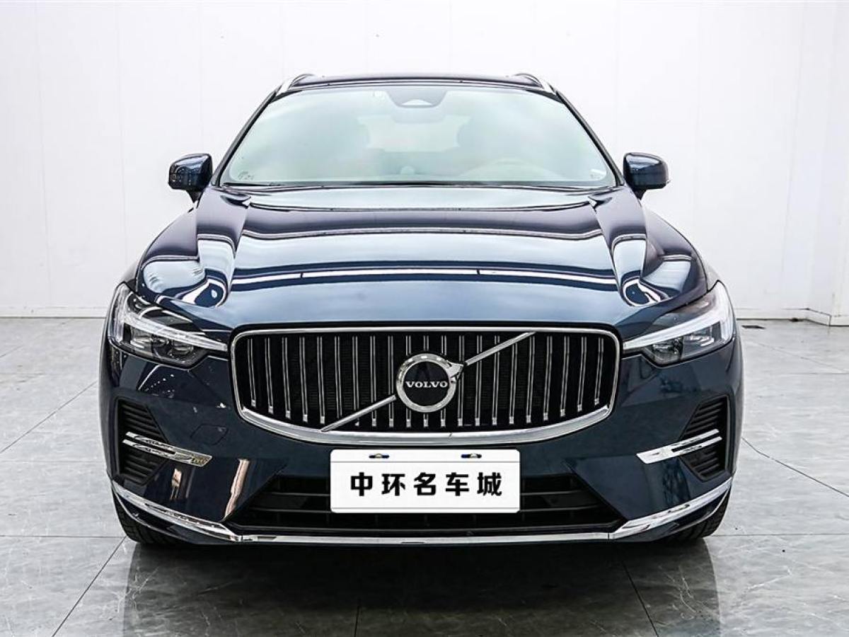 沃爾沃 XC60  2024款 B5 四驅(qū)智遠(yuǎn)豪華版圖片