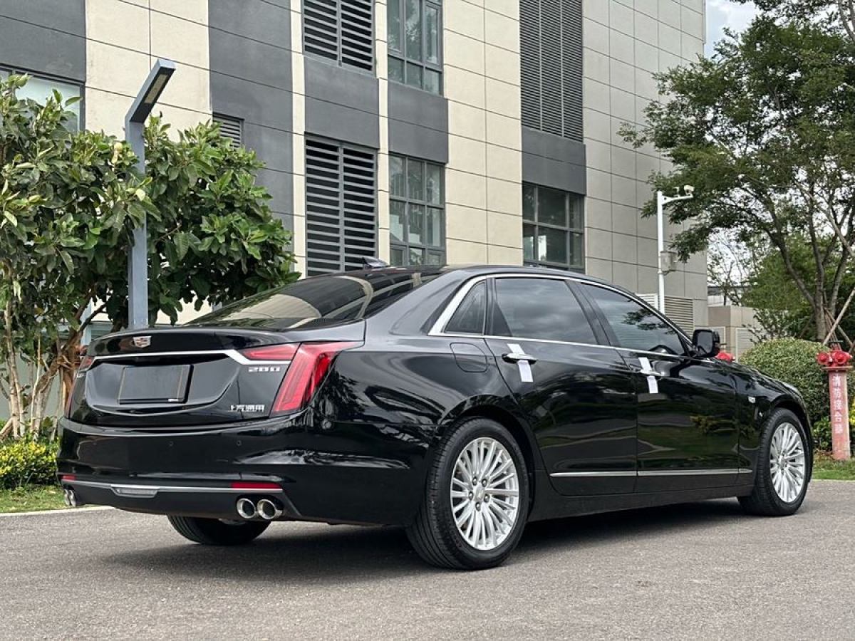 凱迪拉克 CT6  2023款 28T 豪華型圖片