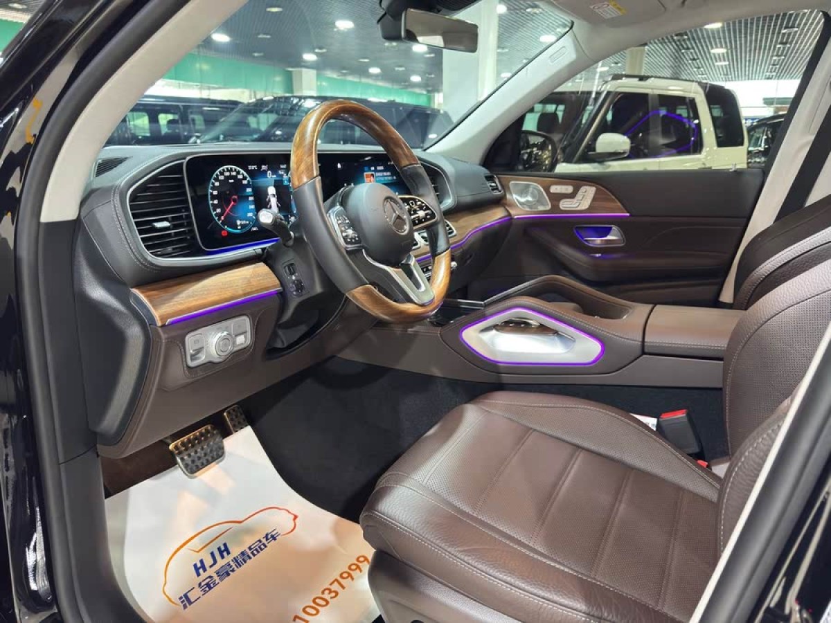 奔馳 奔馳GLS  2023款 改款 GLS 450 4MATIC 豪華型圖片