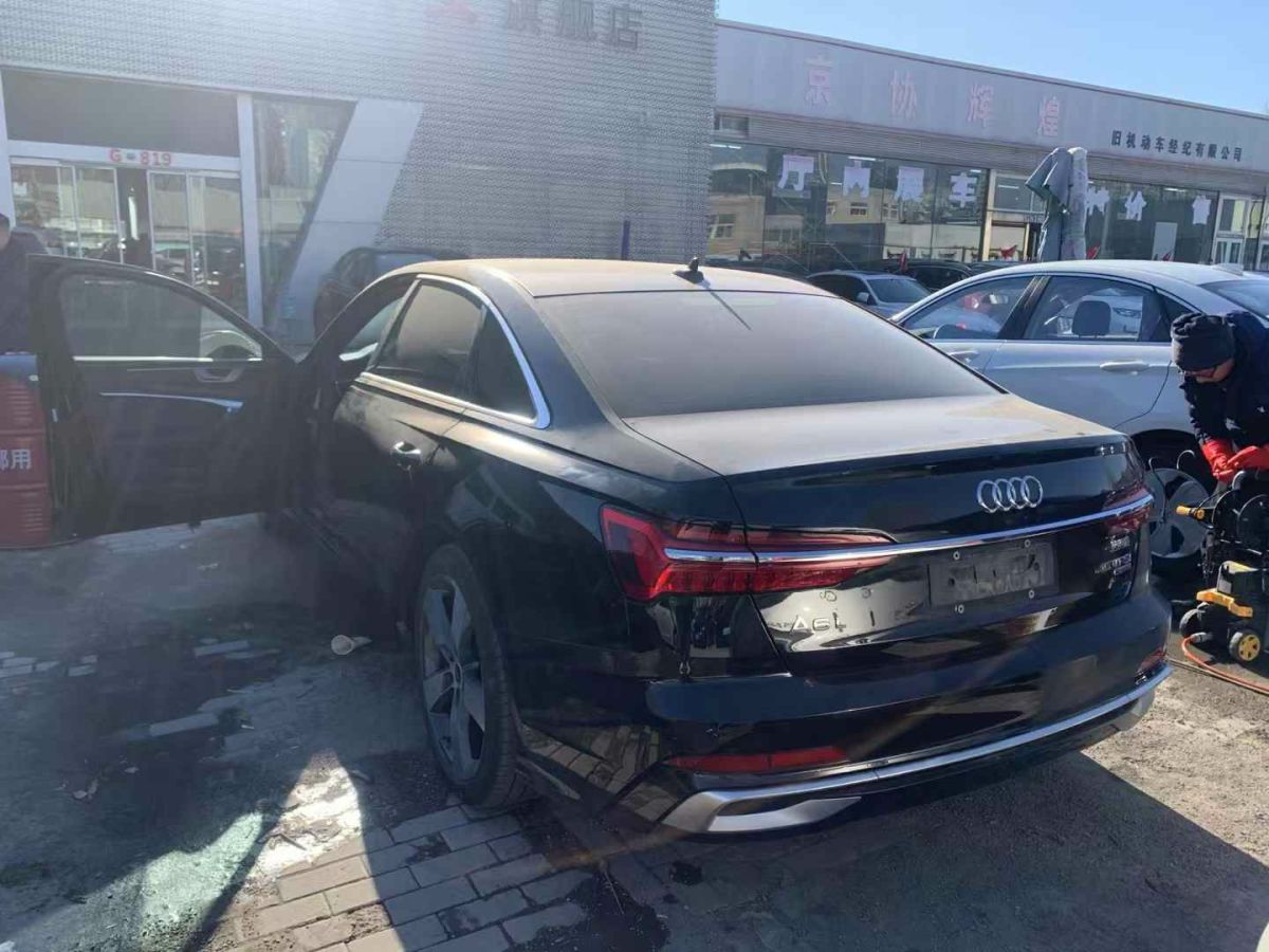 奧迪 奧迪A6L  2022款 40 TFSI 豪華動感型圖片