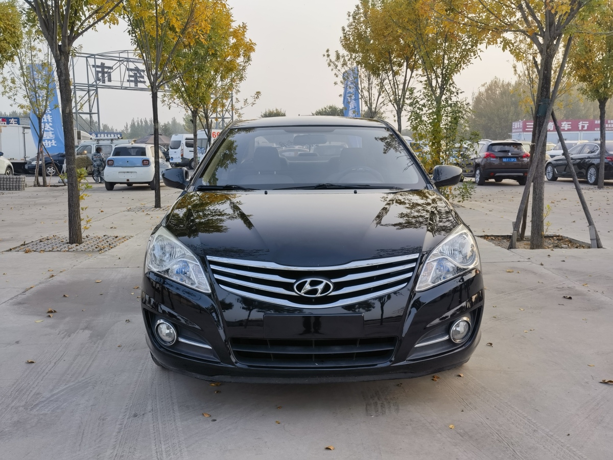 現(xiàn)代 悅動  2011款 1.6L 手動舒適型圖片