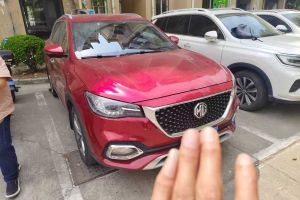 名爵ZS 名爵  1.5L 手動65寸巨幕天窗版 國V
