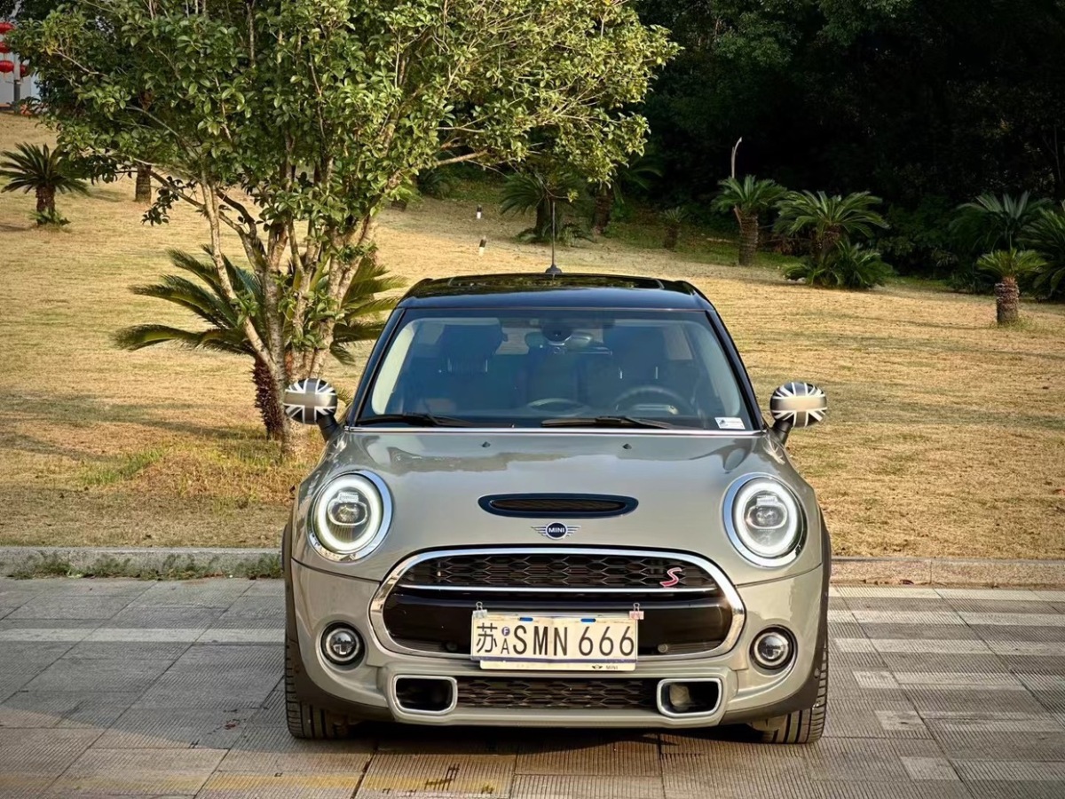 MINI MINI  2021款 2.0T COOPER S 賽車手 五門版圖片