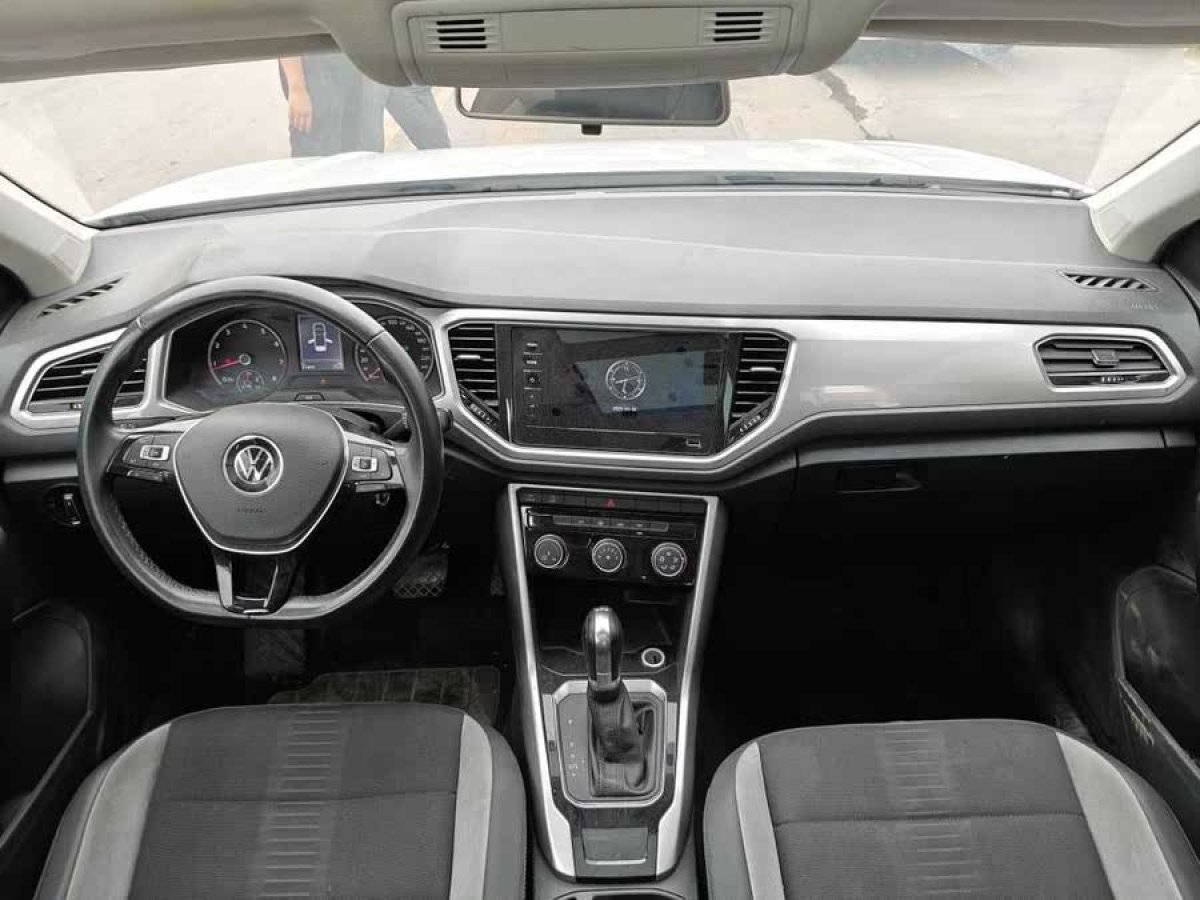 大眾 T-ROC探歌  2021款 改款 280TSI DSG兩驅(qū)精英智聯(lián)版圖片