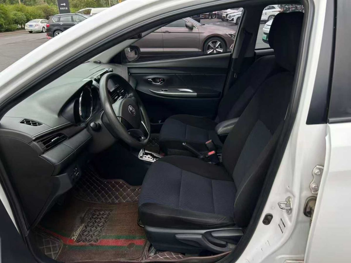 豐田 YARiS L 致炫  2015款 1.5G 自動炫動天窗特別版圖片
