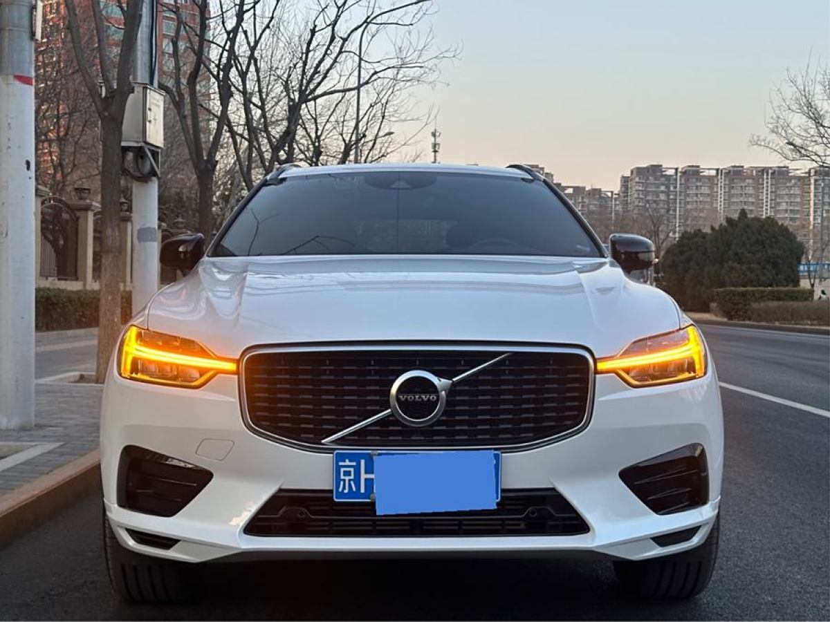 沃爾沃 XC60  2020款 T5 四驅(qū)智遠(yuǎn)運(yùn)動(dòng)版圖片