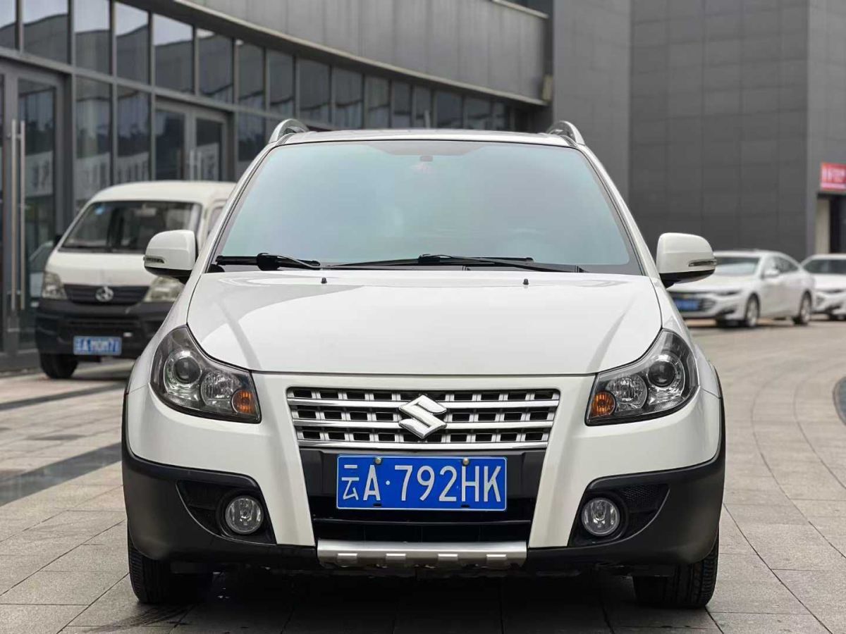 鈴木 天語(yǔ) SX4  2013款 1.6L 自動(dòng)酷銳型圖片