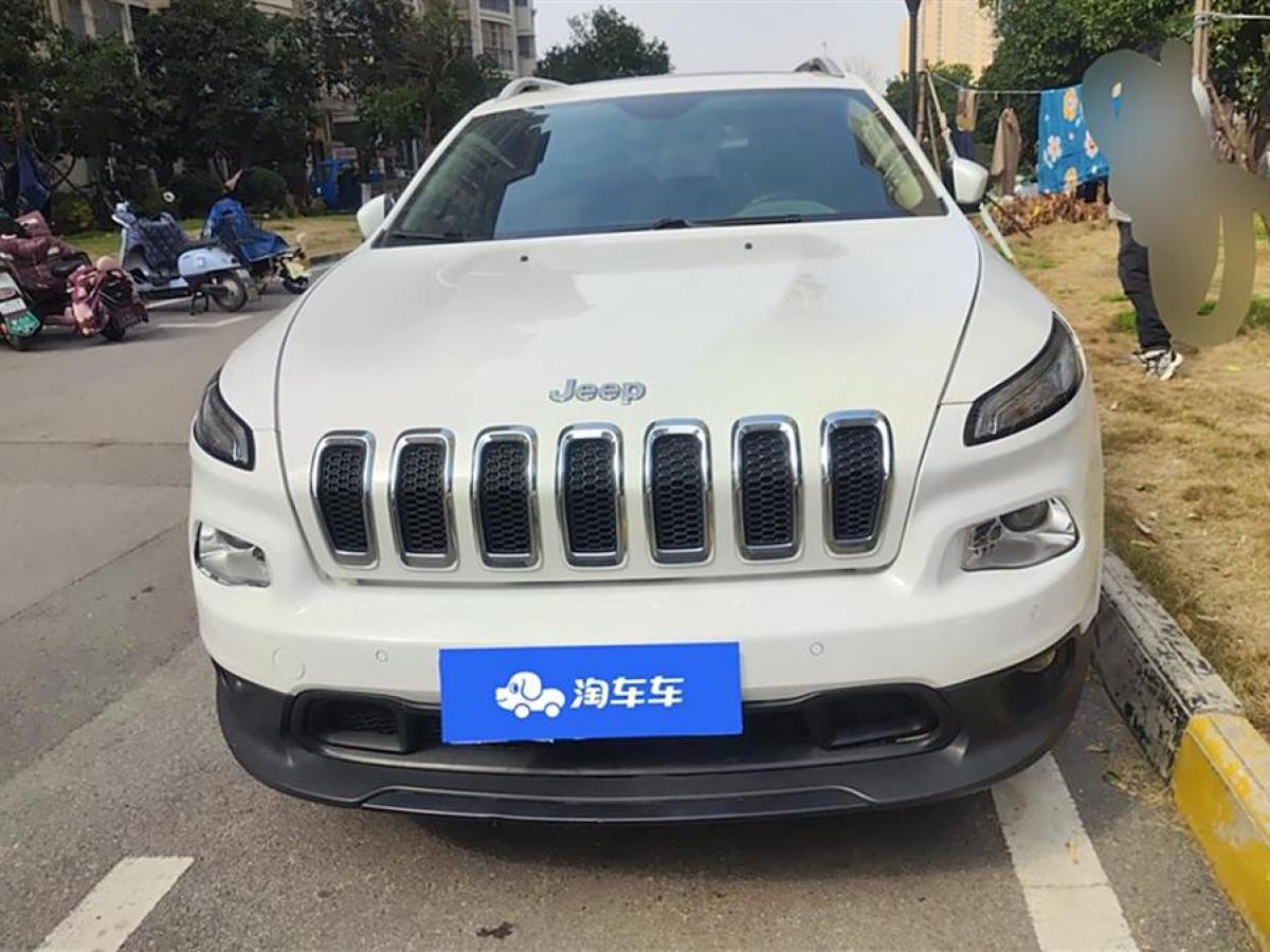 Jeep 自由光  2016款 2.4L 領(lǐng)先版圖片