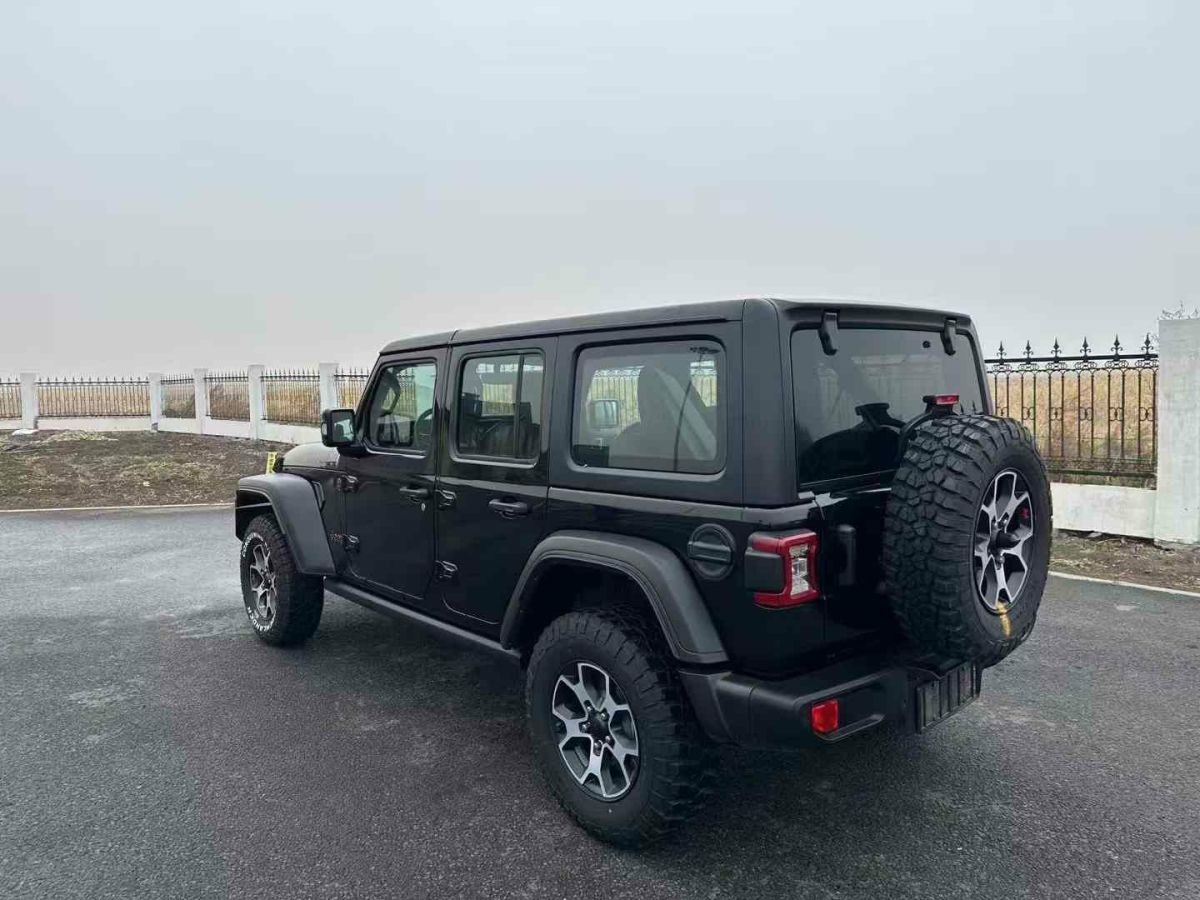 Jeep 牧馬人  2024款 2.0T 撒哈拉四門版圖片