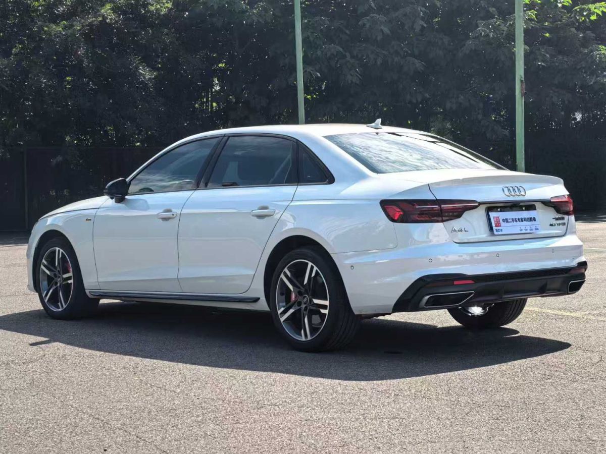 奧迪 奧迪A4L  2022款 35 TFSI 時尚動感型圖片